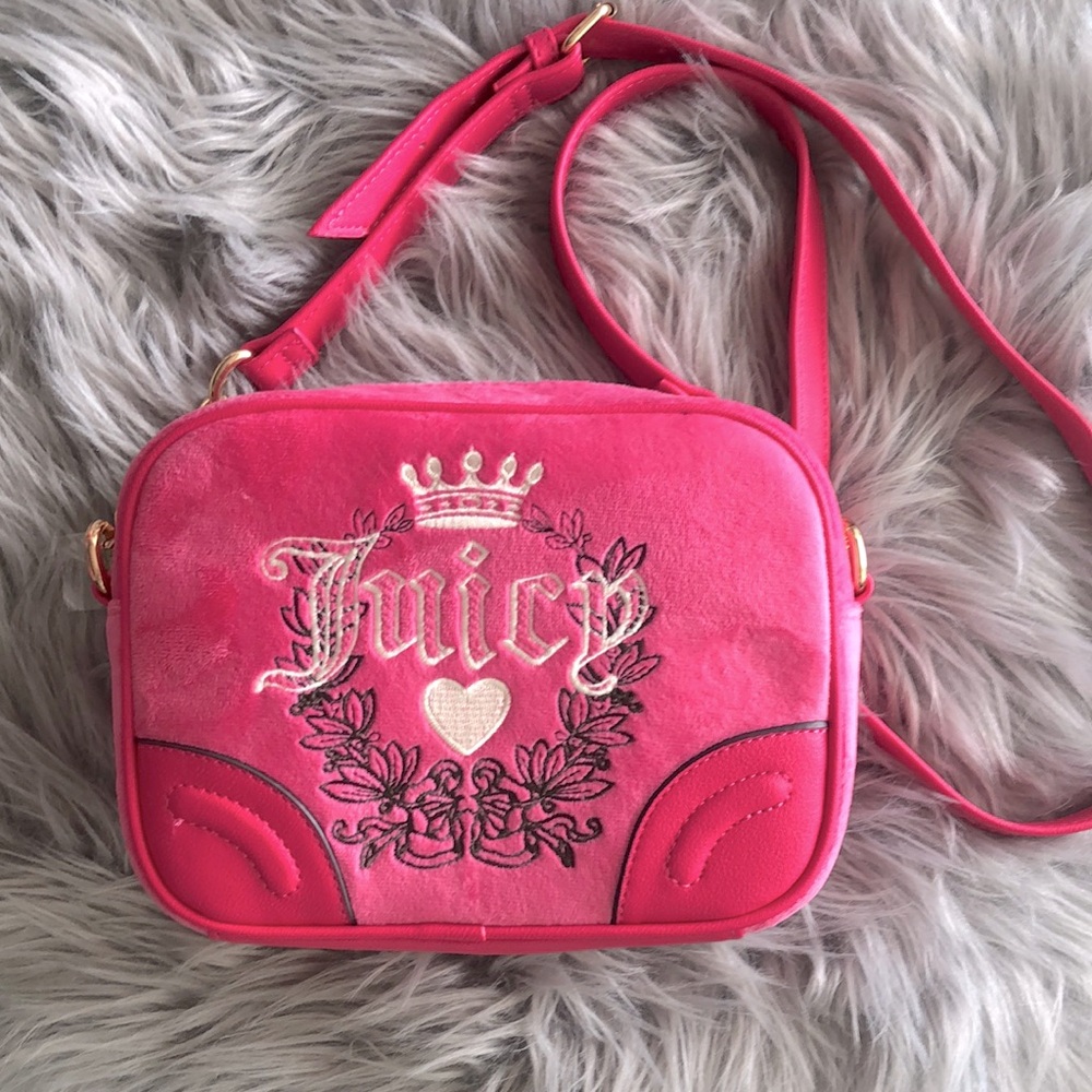 Juicy Couture Heritage Crossbody Purse.New. Barbie Pink.
